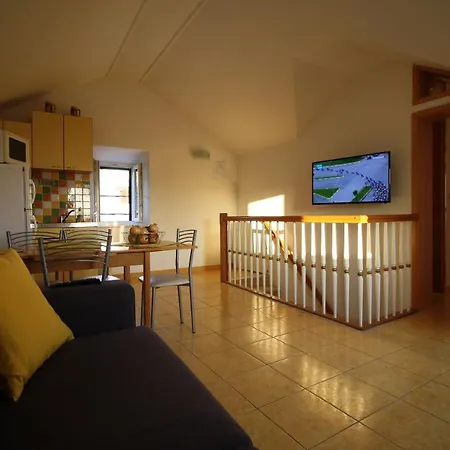 And Lada Apartamento Sumartin